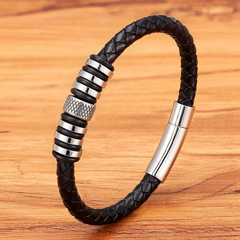 Pulseira Masculina Trançada com Detalhes Sofisticados