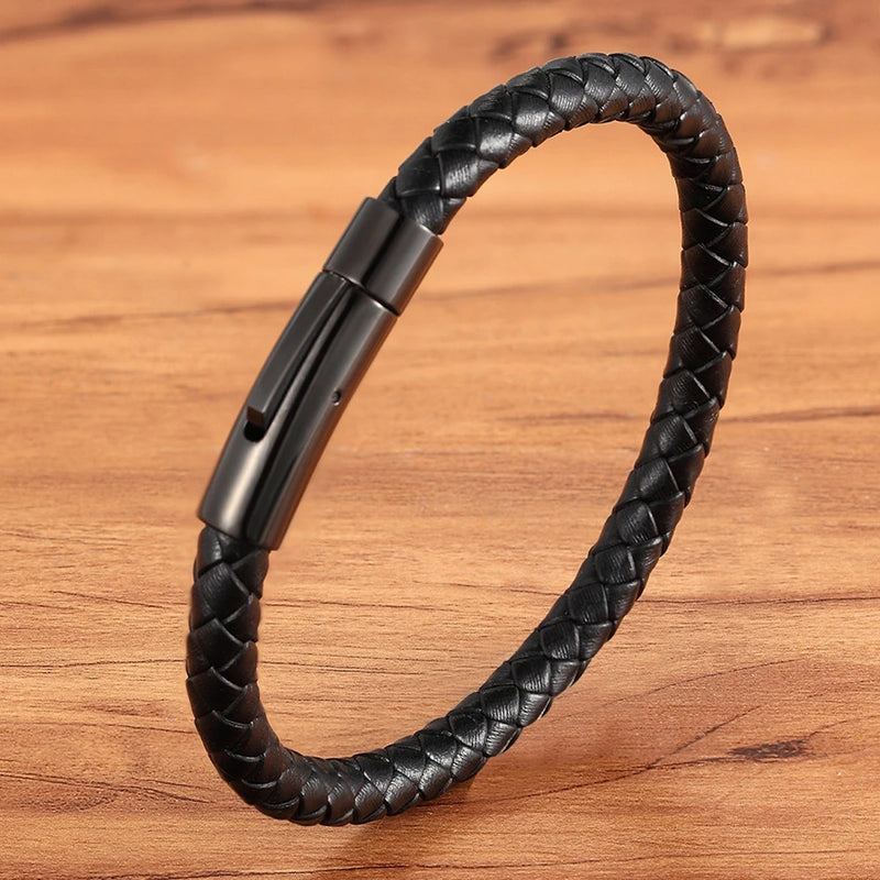 Pulseira Masculina XQNI Couro Legítimo com Fecho Magnético