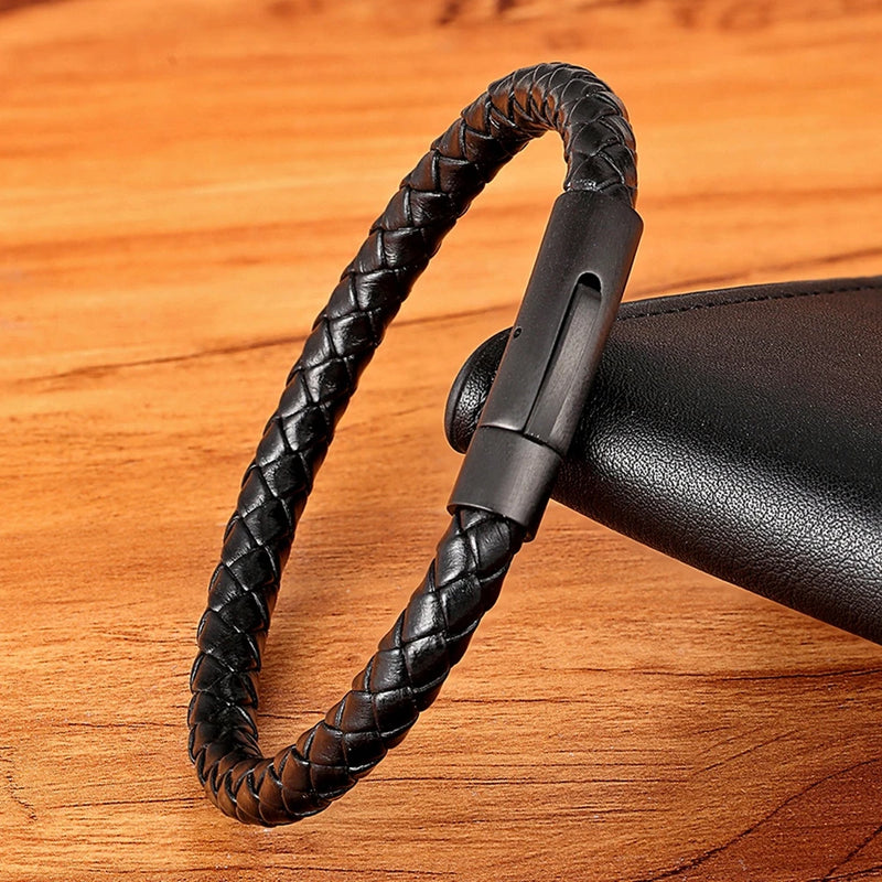 Pulseira Masculina XQNI Couro preto