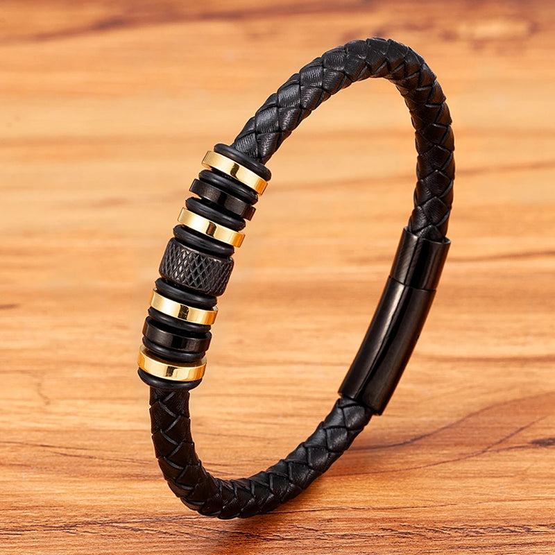 Pulseira Masculina Trançada com Detalhes Sofisticados